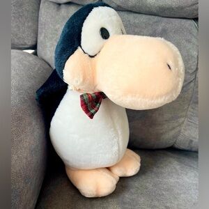 Vintage DAKIN 1987 13” Opus the Penguin Plush Stuffed Animal Toy Collectible